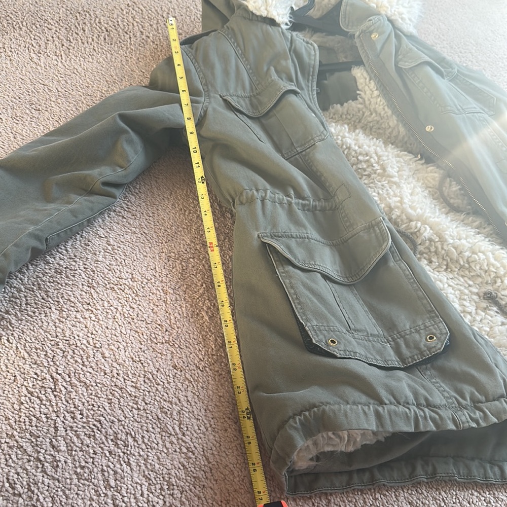 Fur jacket - Picture 5 of 5